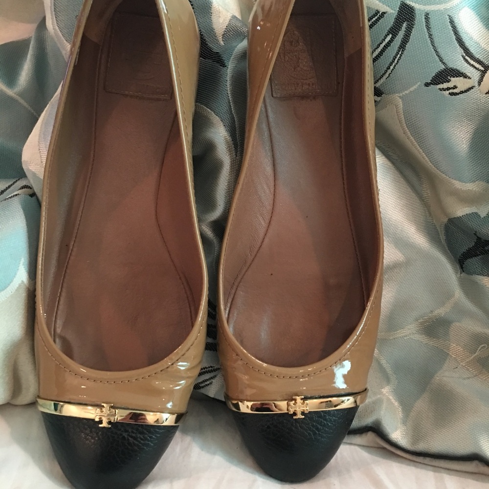 Tory Burch 2 toned ballet flats